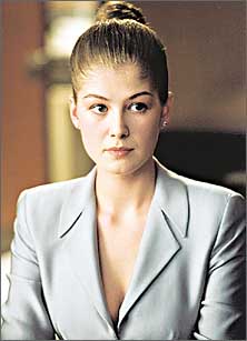 rosamundpike6573526